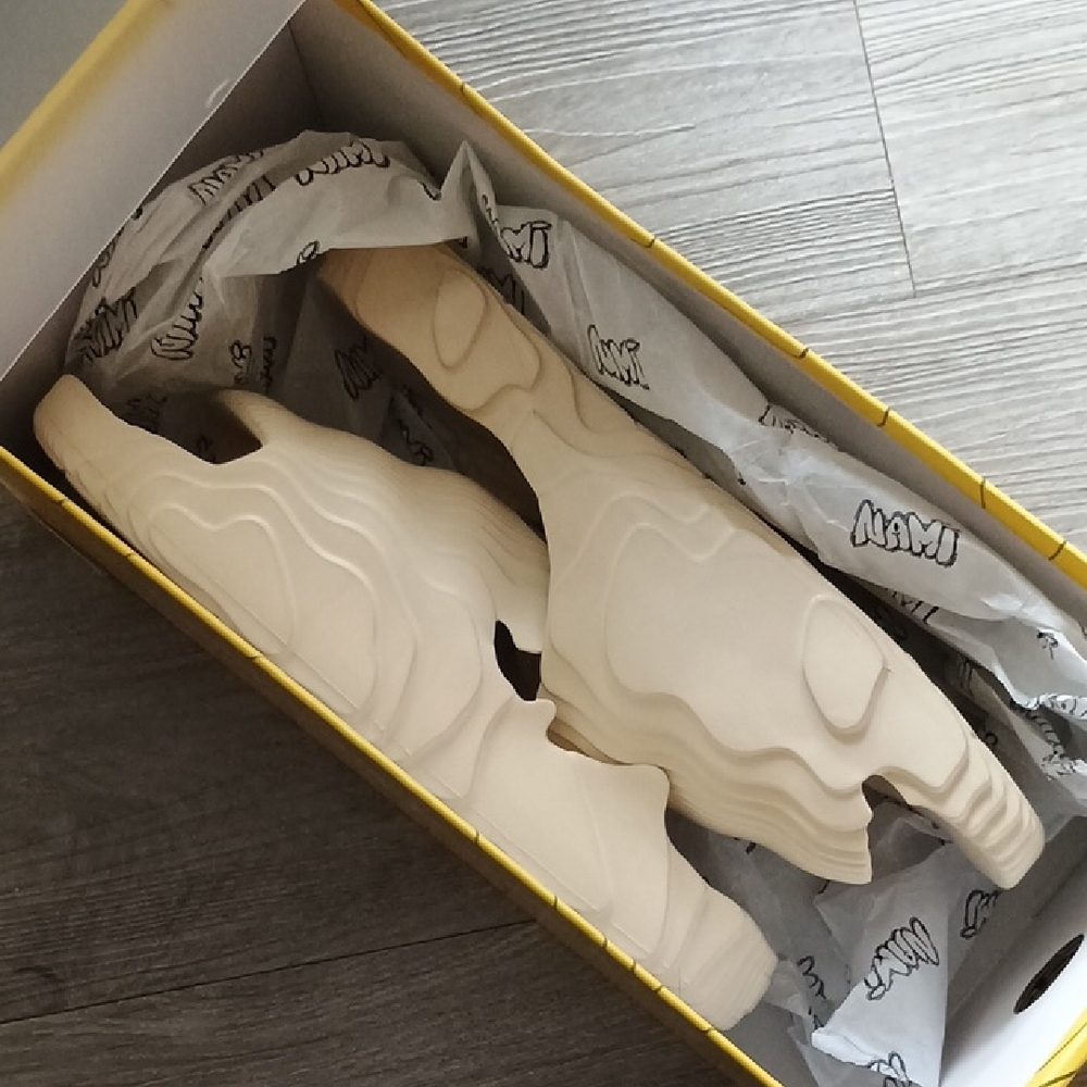 Auracles Nami Slides - Sz 9